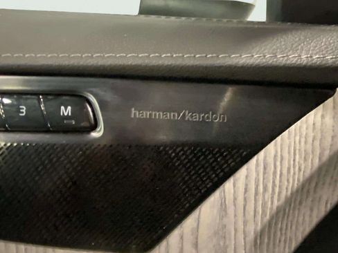 Used 2023 Volvo XC90 B6 Ultimate image 18