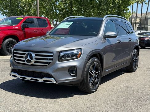 New 2026 Mercedes-Benz GLB 250 image 10