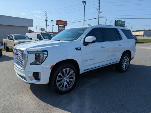 Used 2023 GMC Yukon Denali w/ Max Trailering Package AWD/4WD image 8