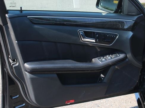 Used 2010 Mercedes-Benz E 63 AMG Sedan image 10