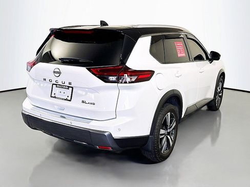 Certified 2024 Nissan Rogue SL AWD/4WD image 7