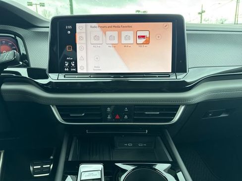 New 2026 Volkswagen Atlas Peak Edition AWD/4WD image 24