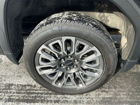 Used 2023 GMC Sierra 1500 Denali Ultimate image 32