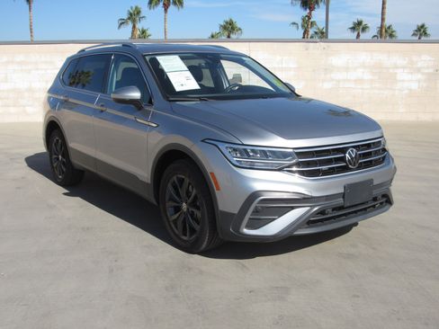 Used 2024 Volkswagen Tiguan Wolfsburg Edition image 2