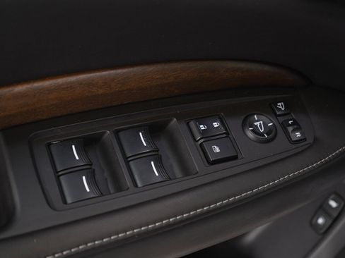 Used 2017 Acura MDX SH-AWD w/ Advance Package image 26
