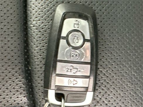 Used 2023 Ford F150 Lariat w/ Equipment Group 502A High image 18