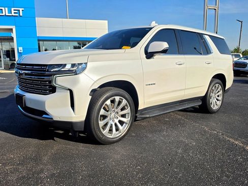 Used 2021 Chevrolet Tahoe Premier AWD/4WD image 2
