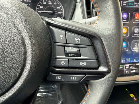 Used 2024 Subaru Crosstrek 2.5i Limited image 9