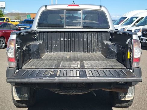 Used 2013 Toyota Tacoma 4x4 Double Cab w/ TRD Off-Road Pkg image 11