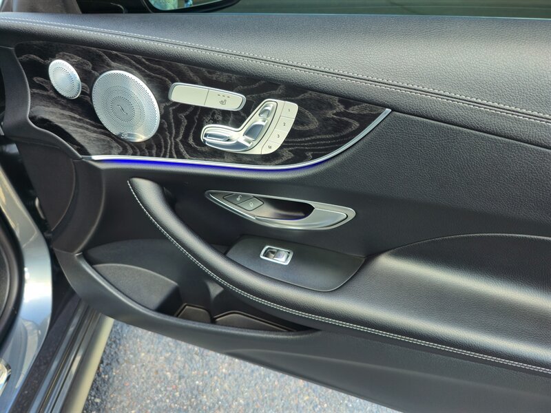 Used 2018 Mercedes-Benz E 400 Coupe image 25