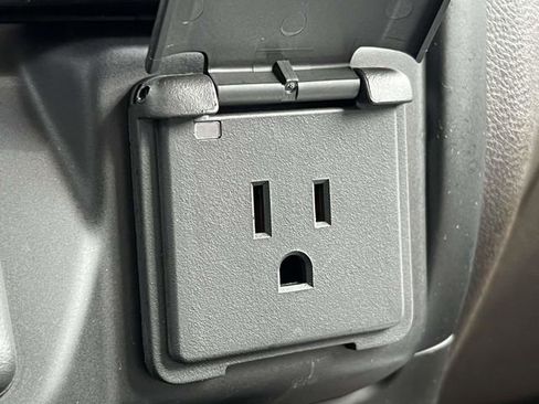 Used 2020 GMC Sierra 1500 SLT w/ SLT Convenience Package image 35