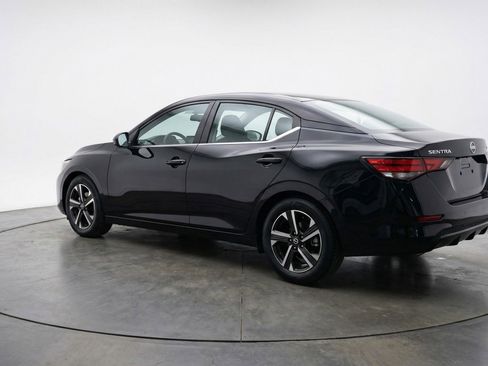 Used 2025 Nissan Sentra SV FWD image 6