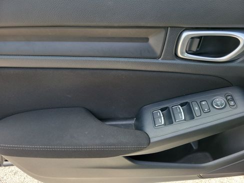 Certified 2024 Honda Civic LX image 17