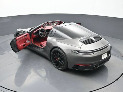Certified 2023 Porsche 911 Targa 4 GTS AWD/4WD image 25