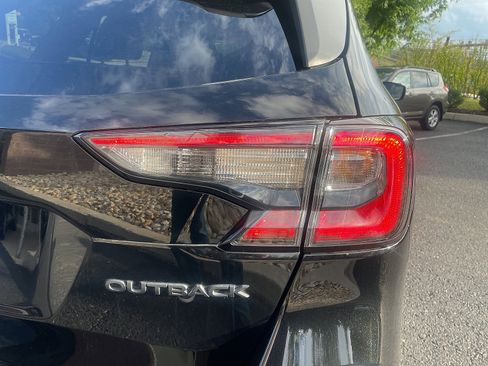 Used 2024 Subaru Outback Premium image 22
