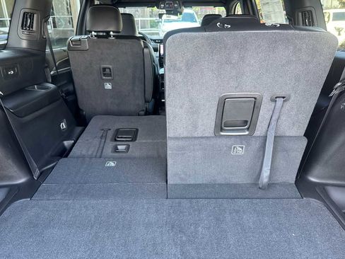 New 2025 Jeep Grand Cherokee L Limited w/ Luxury Tech Group II image 16