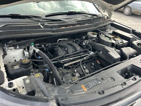 Used 2018 Ford Explorer XLT w/ Equipment Group 202A image 35