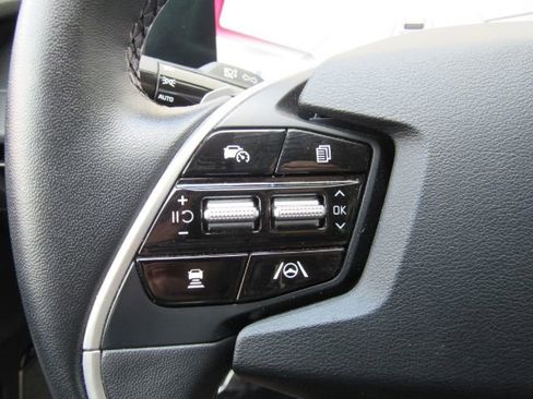 Used 2023 Kia EV6 Wind image 40