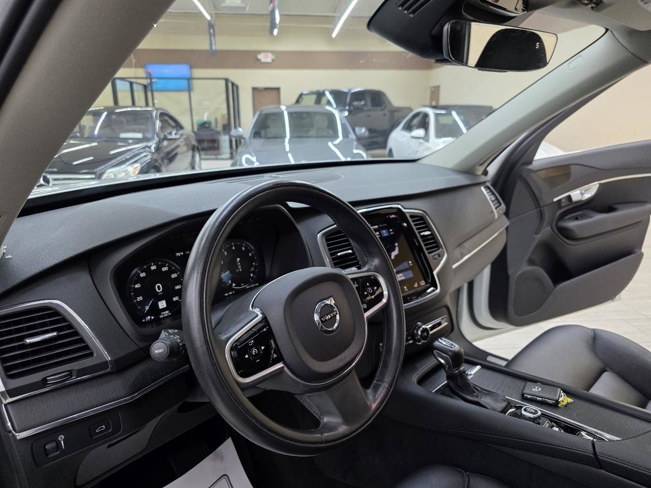 Used 2020 Volvo XC90 T6 Momentum AWD/4WD image 20