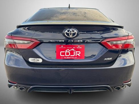 Used 2021 Toyota Camry XSE image 7