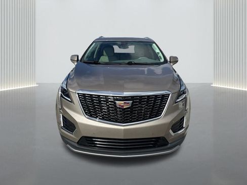 Used 2023 Cadillac XT5 Premium Luxury FWD image 2