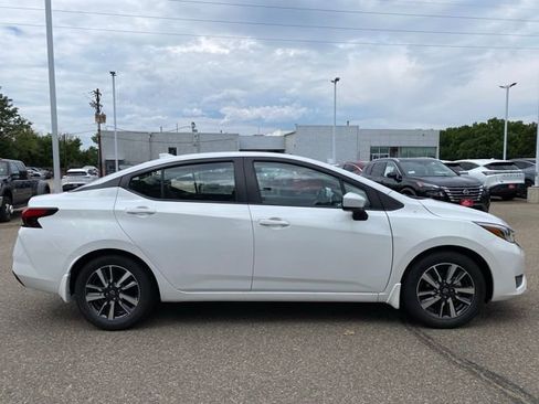 New 2025 Nissan Versa SV w/ Trunk Package image 6