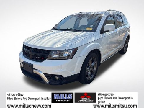 Used 2015 Dodge Journey Crossroad w/ Flexible Seating Group image 1