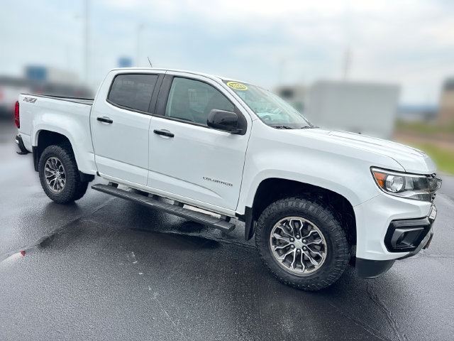 Used 2022 Chevrolet Colorado Z71 AWD/4WD image 7