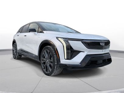 New 2025 Cadillac Optiq Sport 2