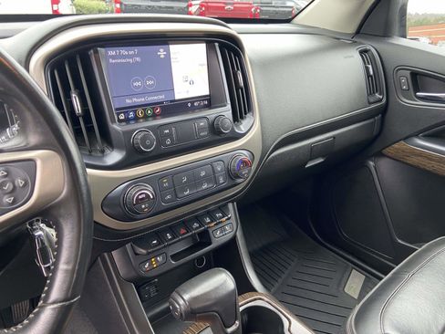 Used 2020 GMC Canyon Denali image 11