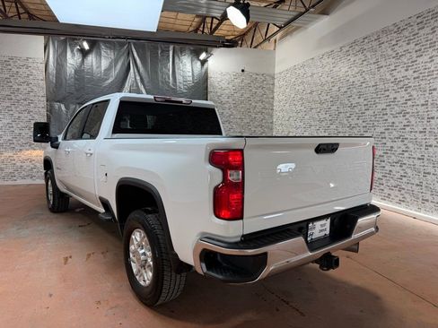 Used 2024 Chevrolet Silverado 2500 LT image 5