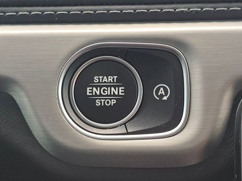 Certified 2022 Mercedes-Benz G 550 image 38