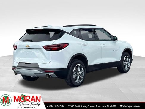 Certified 2024 Chevrolet Blazer LT w/ Convenience Package image 5