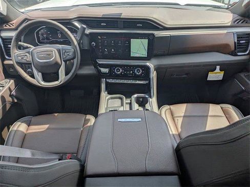 New 2025 GMC Sierra 2500 Denali w/ Denali Reserve Package image 21