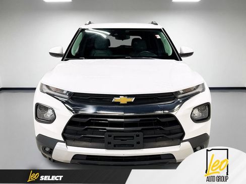 Used 2021 Chevrolet TrailBlazer LT AWD/4WD image 2