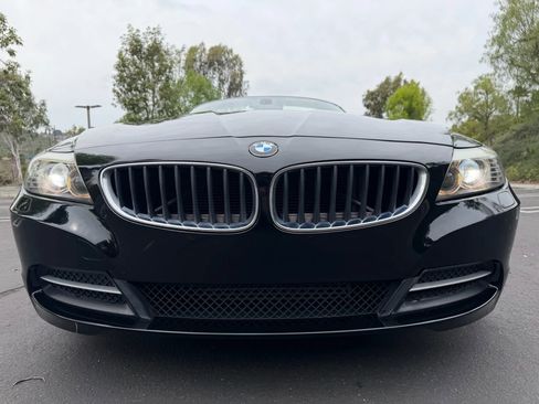 Used 2012 BMW Z4 sDrive28i w/ Sport Pkg image 8