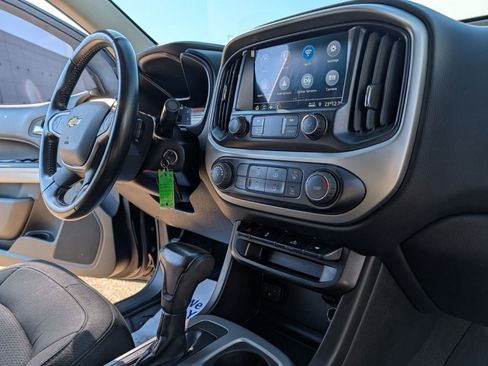 Used 2021 Chevrolet Colorado LT w/ LT Convenience Package image 20