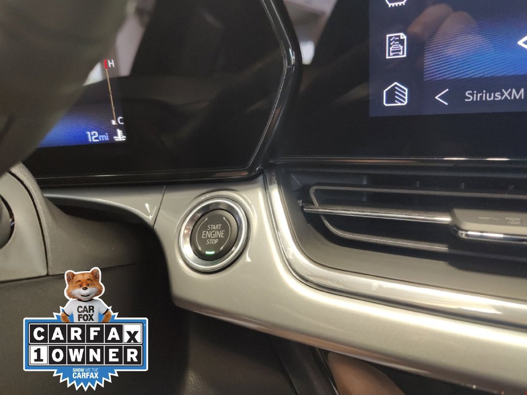 Used 2025 Chevrolet Trax LT FWD image 24
