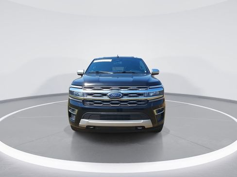 Used 2022 Ford Expedition Platinum AWD/4WD image 3