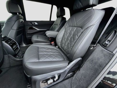 New 2027 BMW X7 xDrive40i w/ M Sport Package AWD/4WD image 23