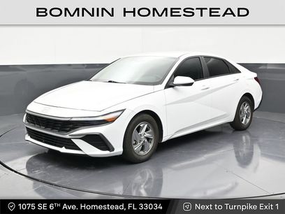 Used 2024 Hyundai Elantra SE