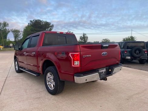 Used 2015 Ford F150 XLT w/ Equipment Group 302A Luxury AWD/4WD image 9