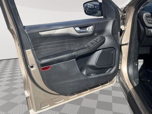 Used 2021 Ford Escape SE w/ Convenience Package image 11