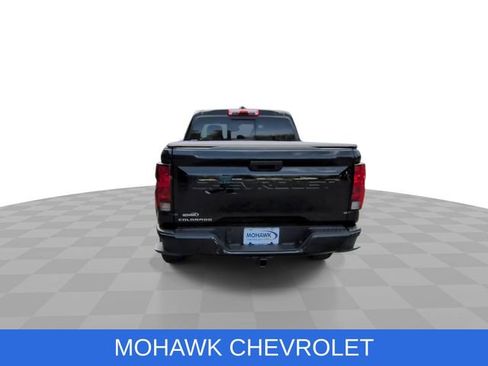 Certified 2023 Chevrolet Colorado Trail Boss w/ Technology Package AWD/4WD image 8