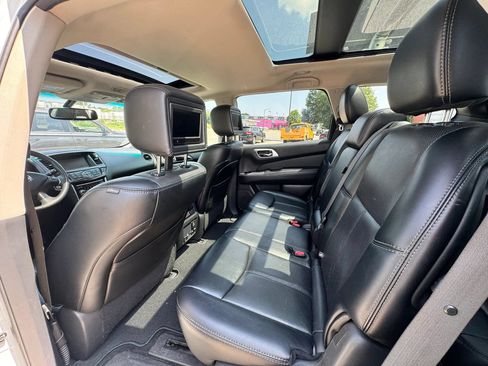 Used 2014 Nissan Pathfinder Platinum w/ Platinum Premium Package AWD/4WD image 14