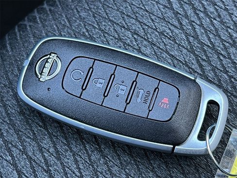 New 2026 Nissan Rogue SV image 28