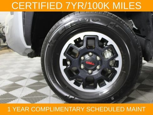 Used 2024 Toyota Tacoma TRD Off-Road AWD/4WD image 29