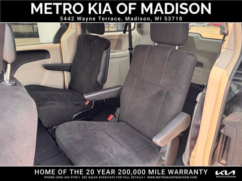 Used 2012 Dodge Grand Caravan Crew FWD image 22