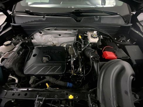 Used 2025 Chevrolet TrailBlazer LT AWD/4WD image 12