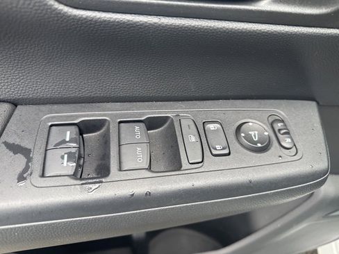 Used 2023 Honda CR-V Sport image 13